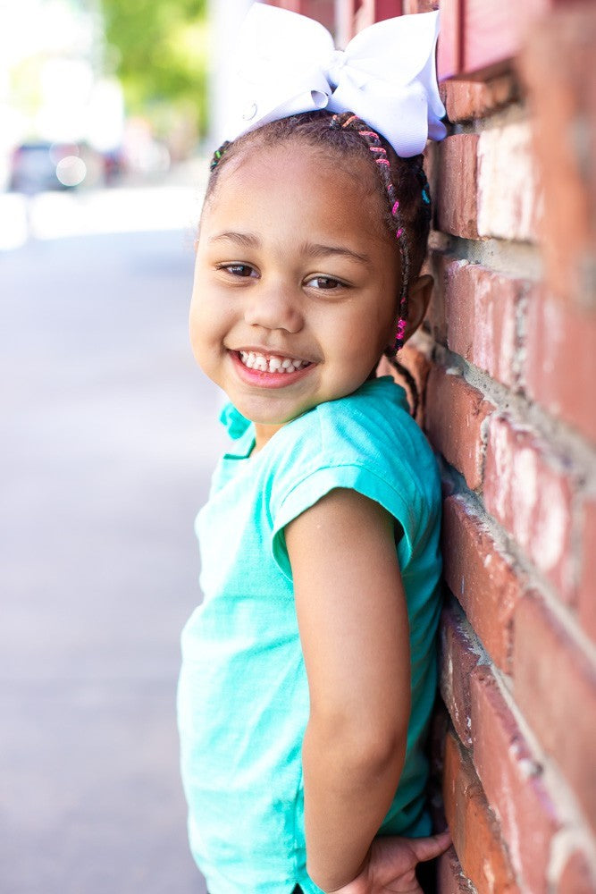 How to Teach Your Kids to Love Their Hair
